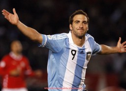 人人体育直播-火箭队2023年季前赛表现总结与新援亮相情况